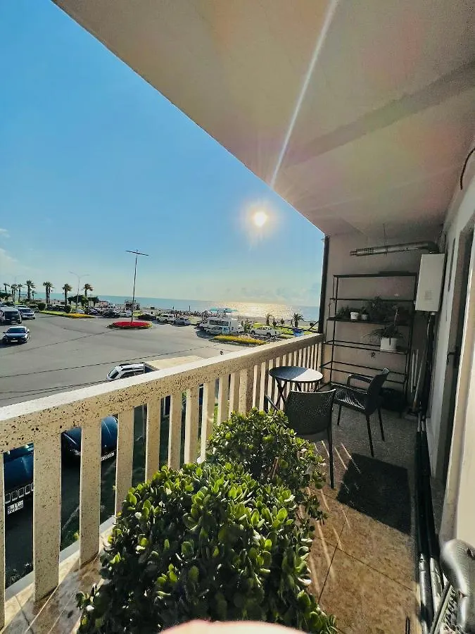 Apartment With Sea View Batumi